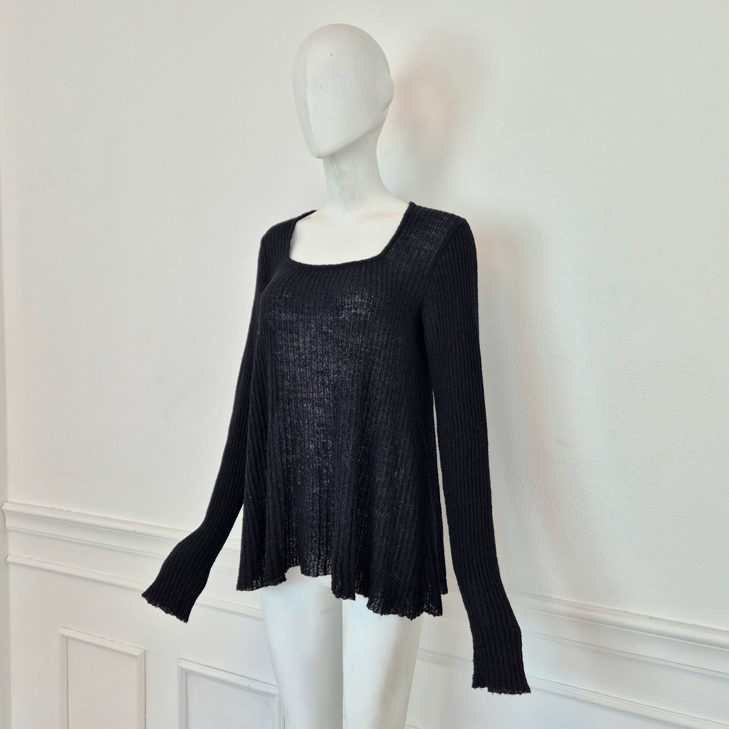 Romeo Gigli | Maglioncino nero scollo quadrato