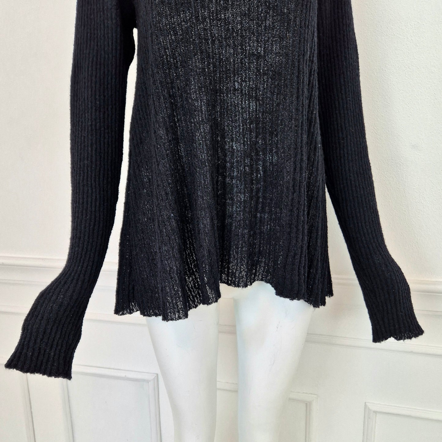 Romeo Gigli | Maglioncino nero scollo quadrato