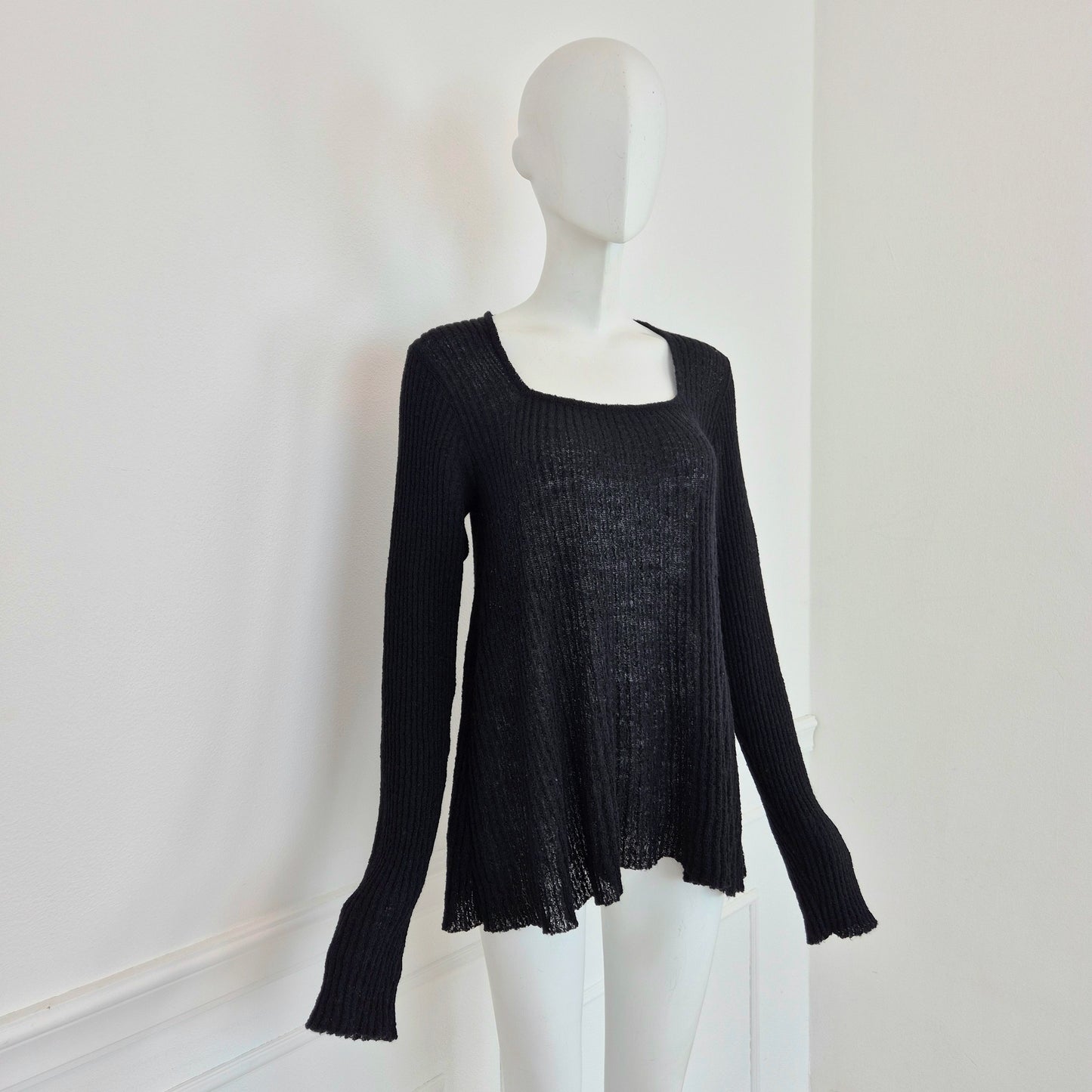 Romeo Gigli | Maglioncino nero scollo quadrato