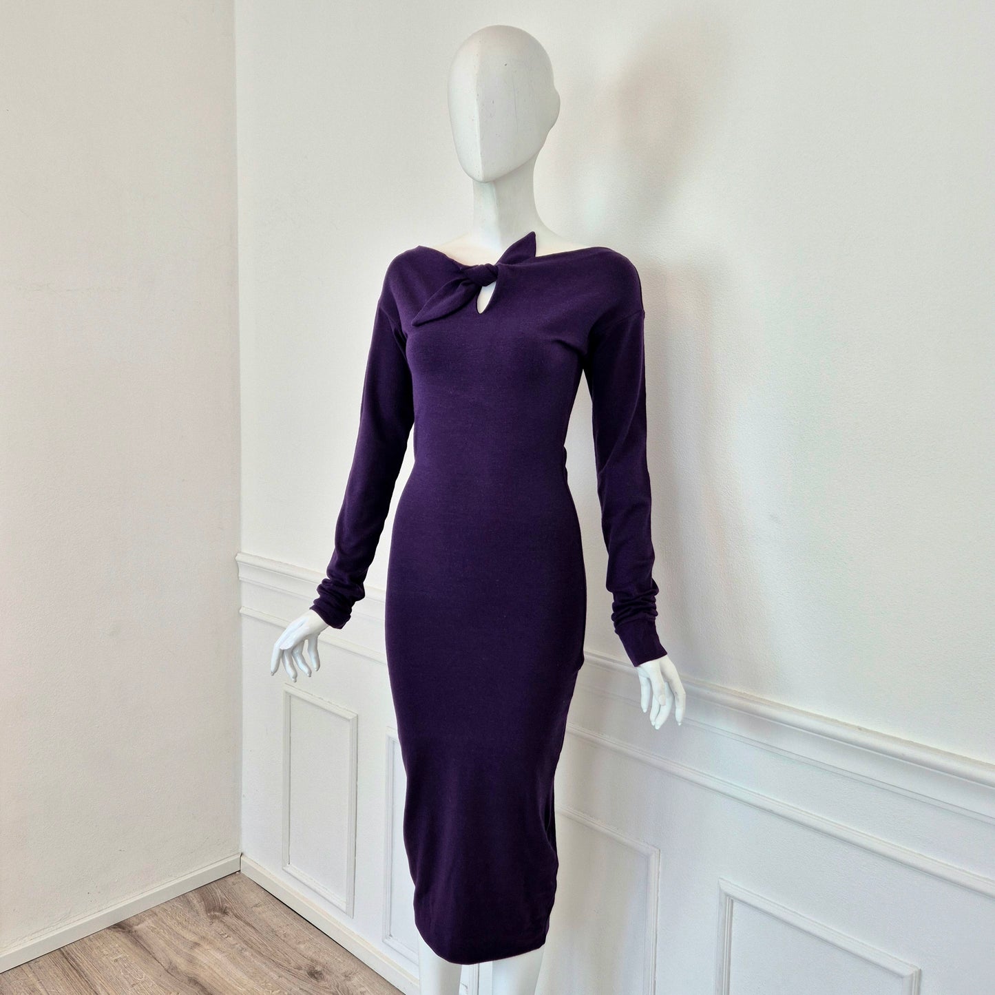 Romeo Gigli | Abito lungo viola con fiocco centrale