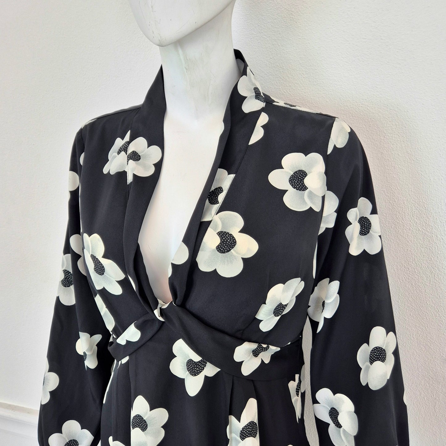 Alexander McQueen | Mini abito fiori bianconero