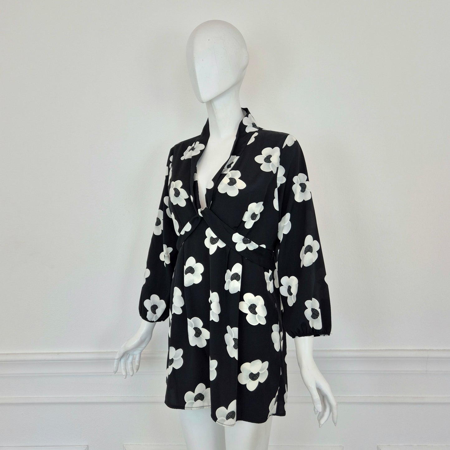 Alexander McQueen | Mini abito fiori bianconero