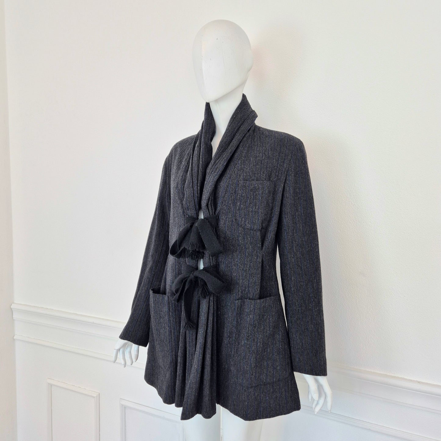 Romeo Gigli | Cappottino con fiocchi