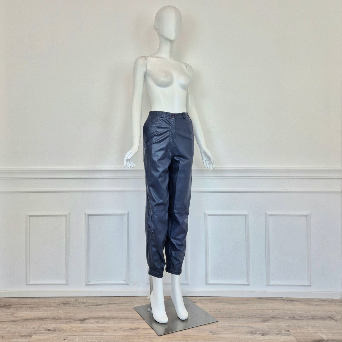 Pantaloni vintage pelle blu