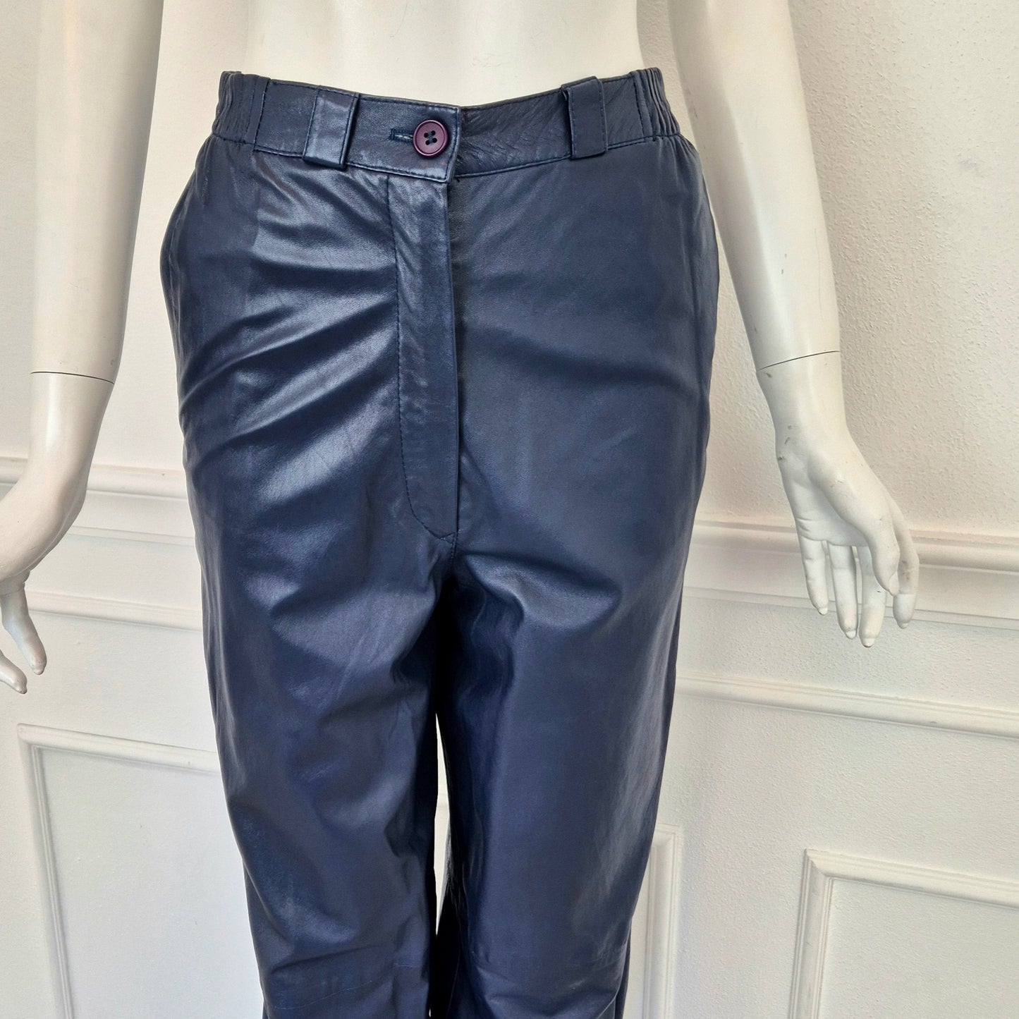 Pantaloni vintage pelle blu