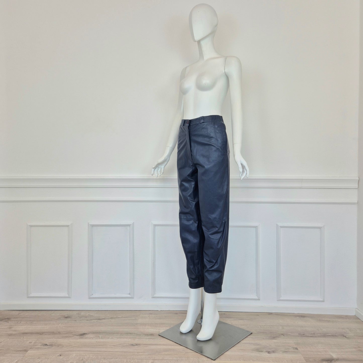 Pantaloni vintage pelle blu