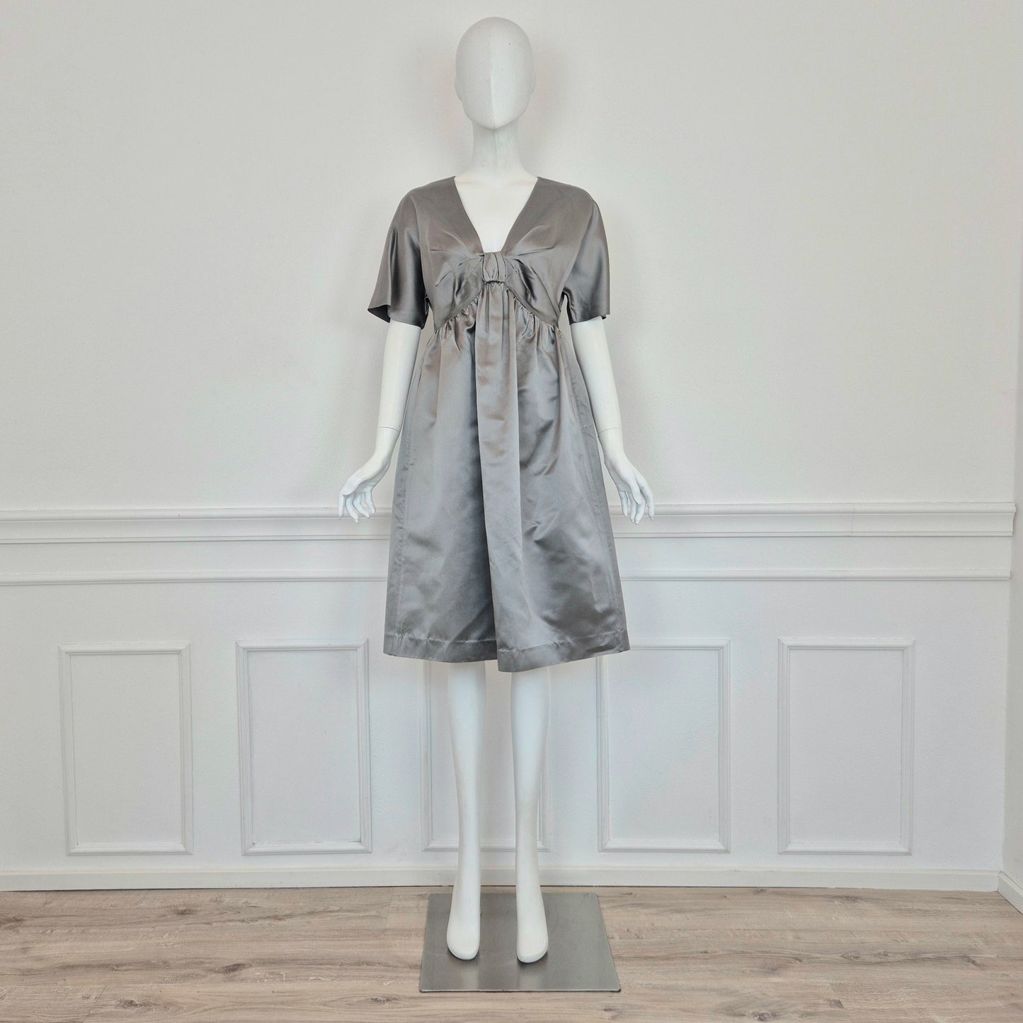 Prada | Abito in seta grigio perla SS 2007