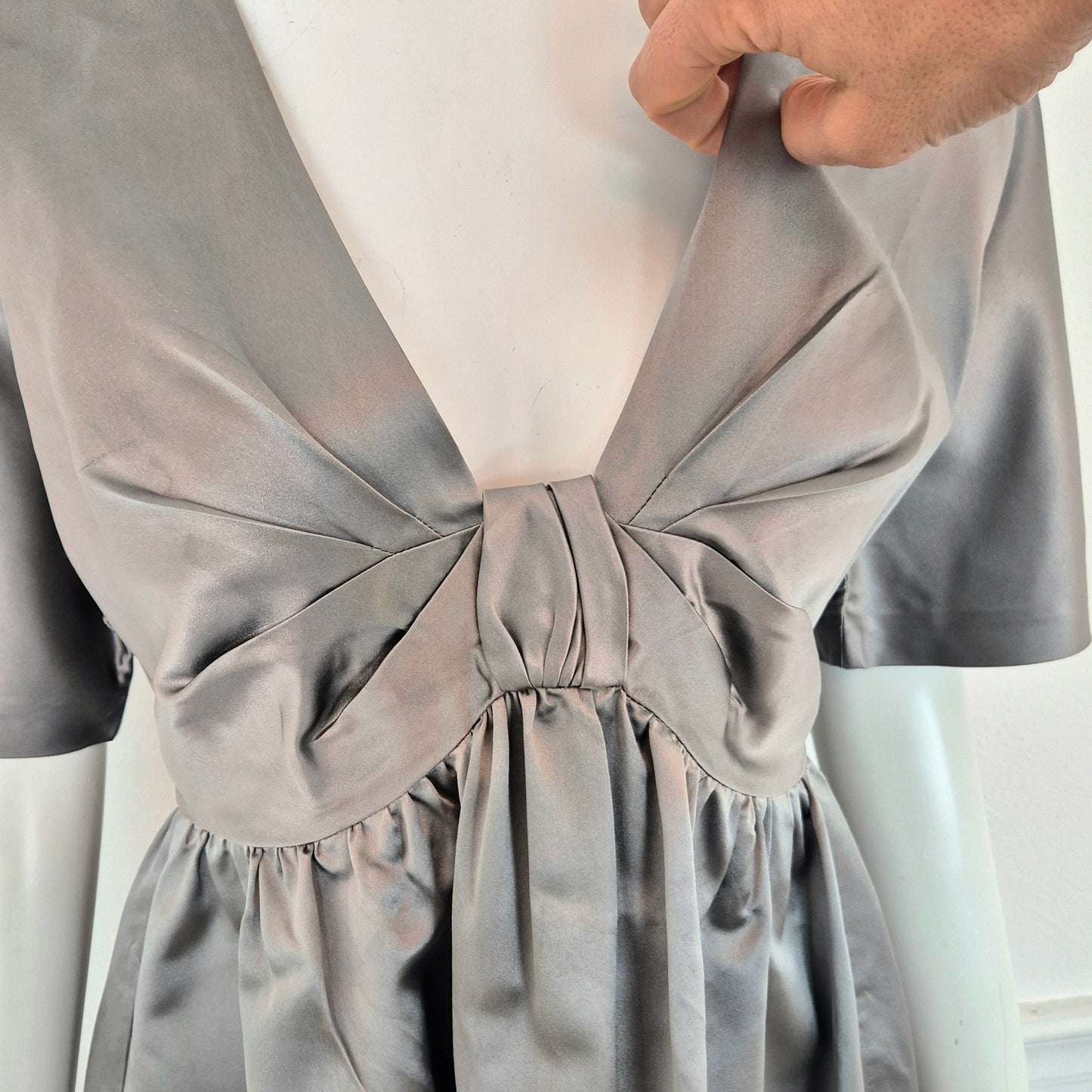 Prada | Abito in seta grigio perla SS 2007