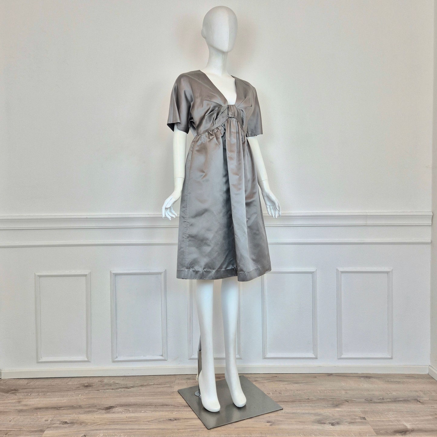 Prada | Abito in seta grigio perla SS 2007