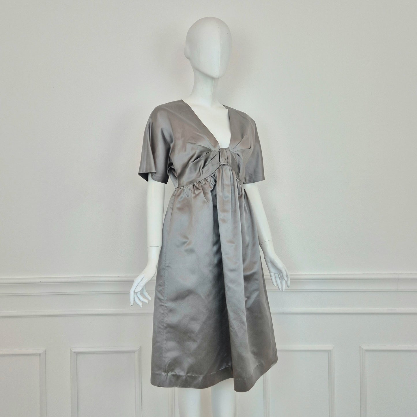 Prada | Abito in seta grigio perla SS 2007