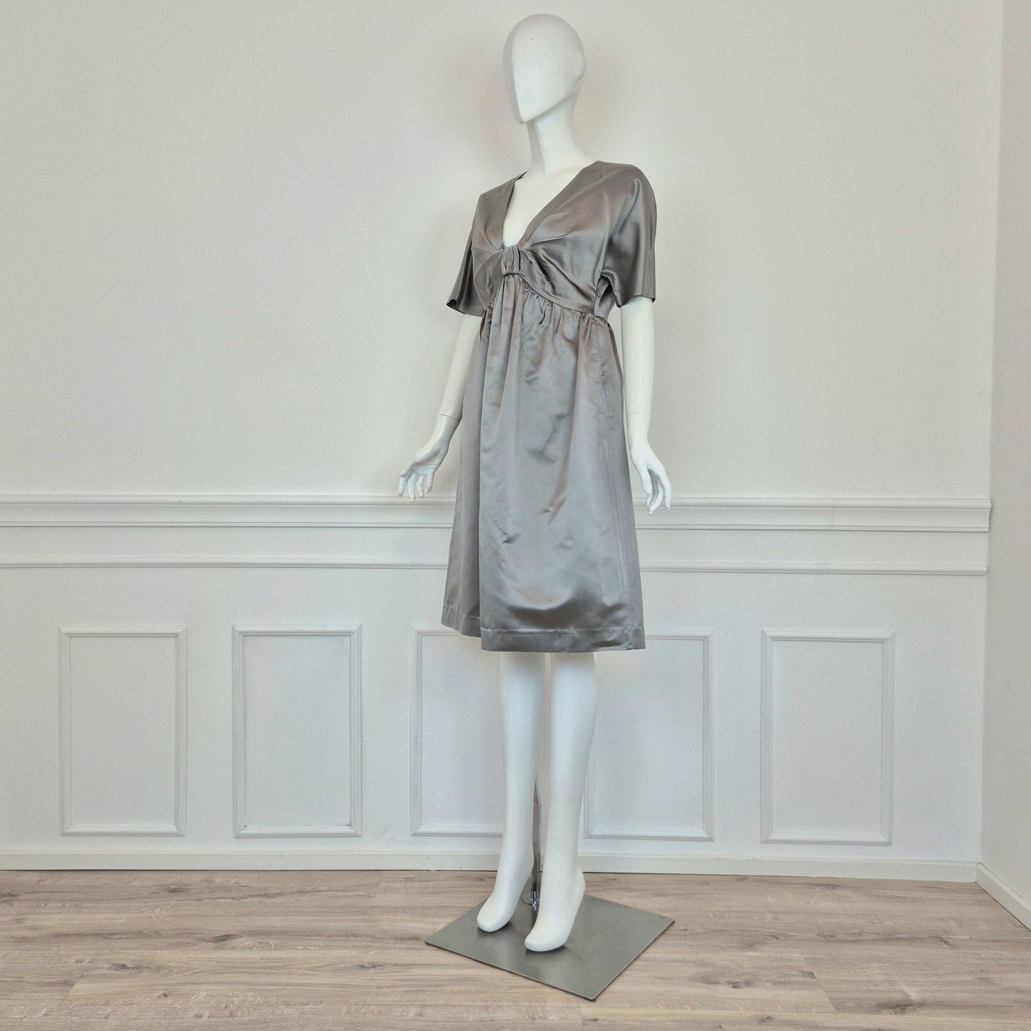 Prada | Abito in seta grigio perla SS 2007