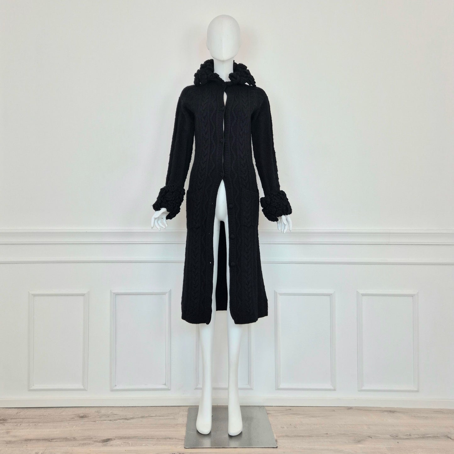 Moschino | Maxi Cardigan con fiori applicati su collo e polsi