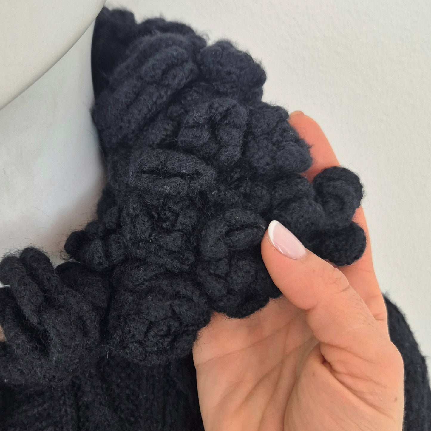 Moschino | Maxi Cardigan con fiori applicati su collo e polsi