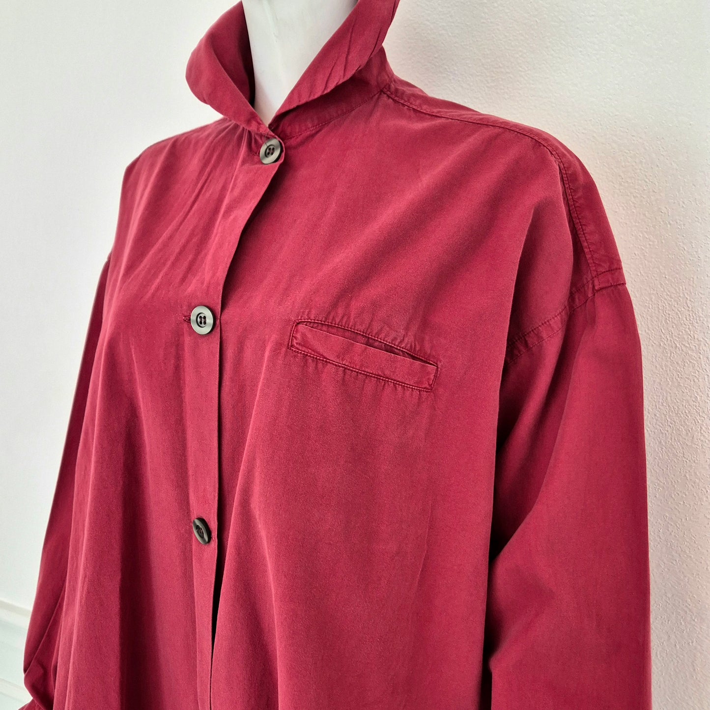 Romeo Gigli | Camicia rosso ciliegia colletto rotondo