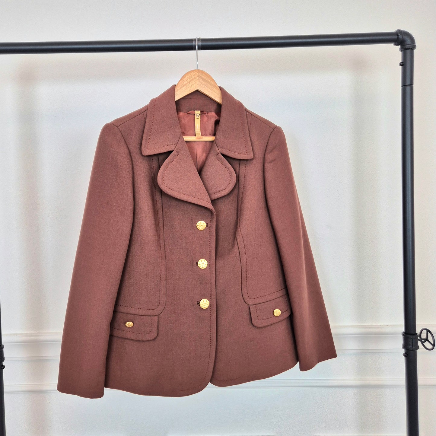 Giacca vintage coccio bottoni oro