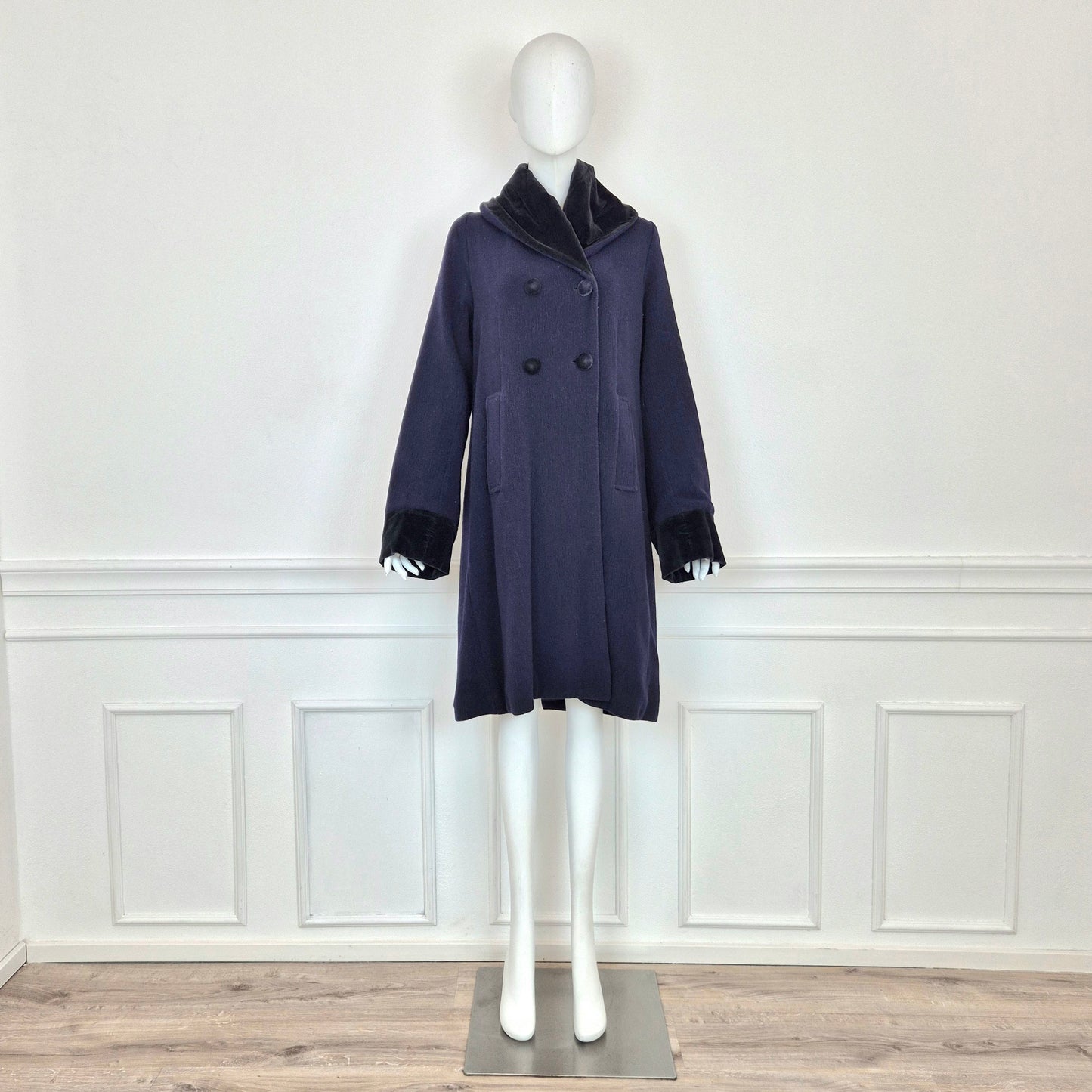 Romeo Gigli | Cappotto blu dettagli velluto
