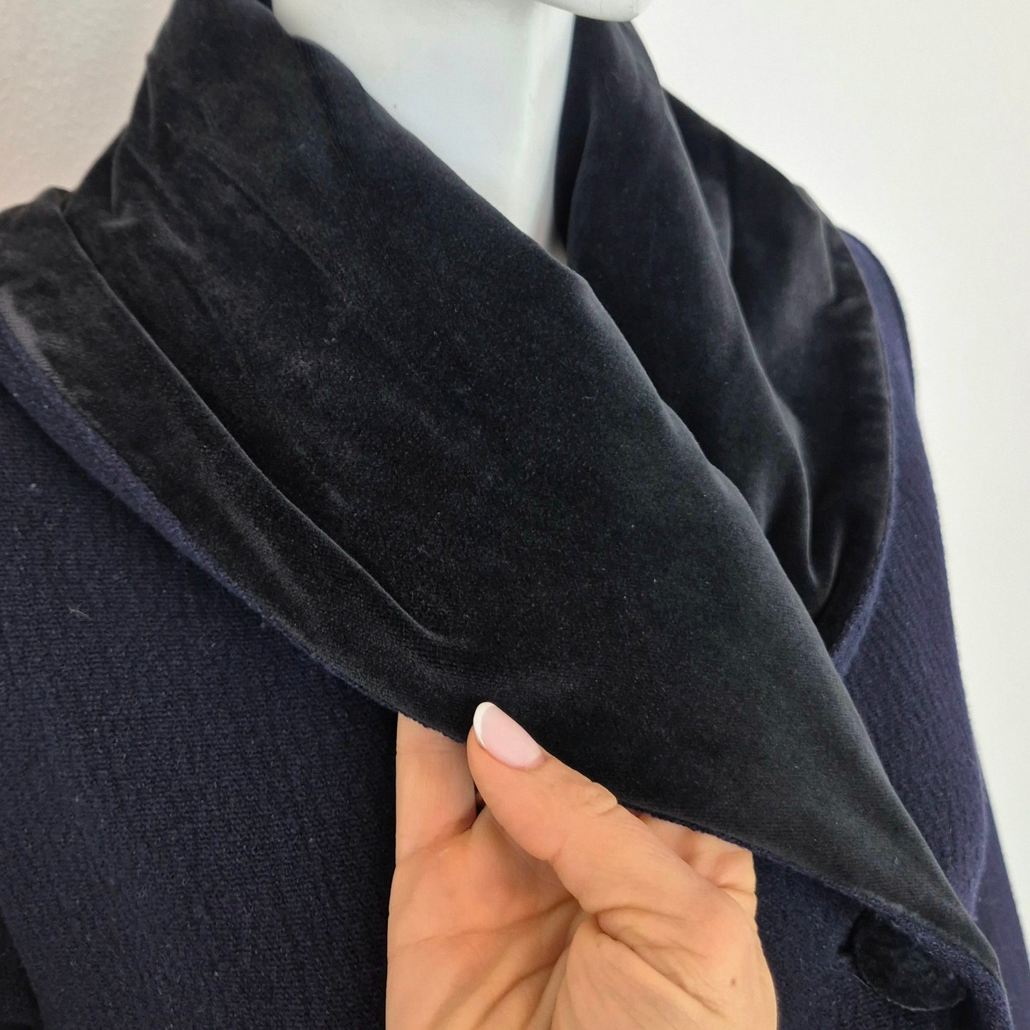 Romeo Gigli | Cappotto blu dettagli velluto
