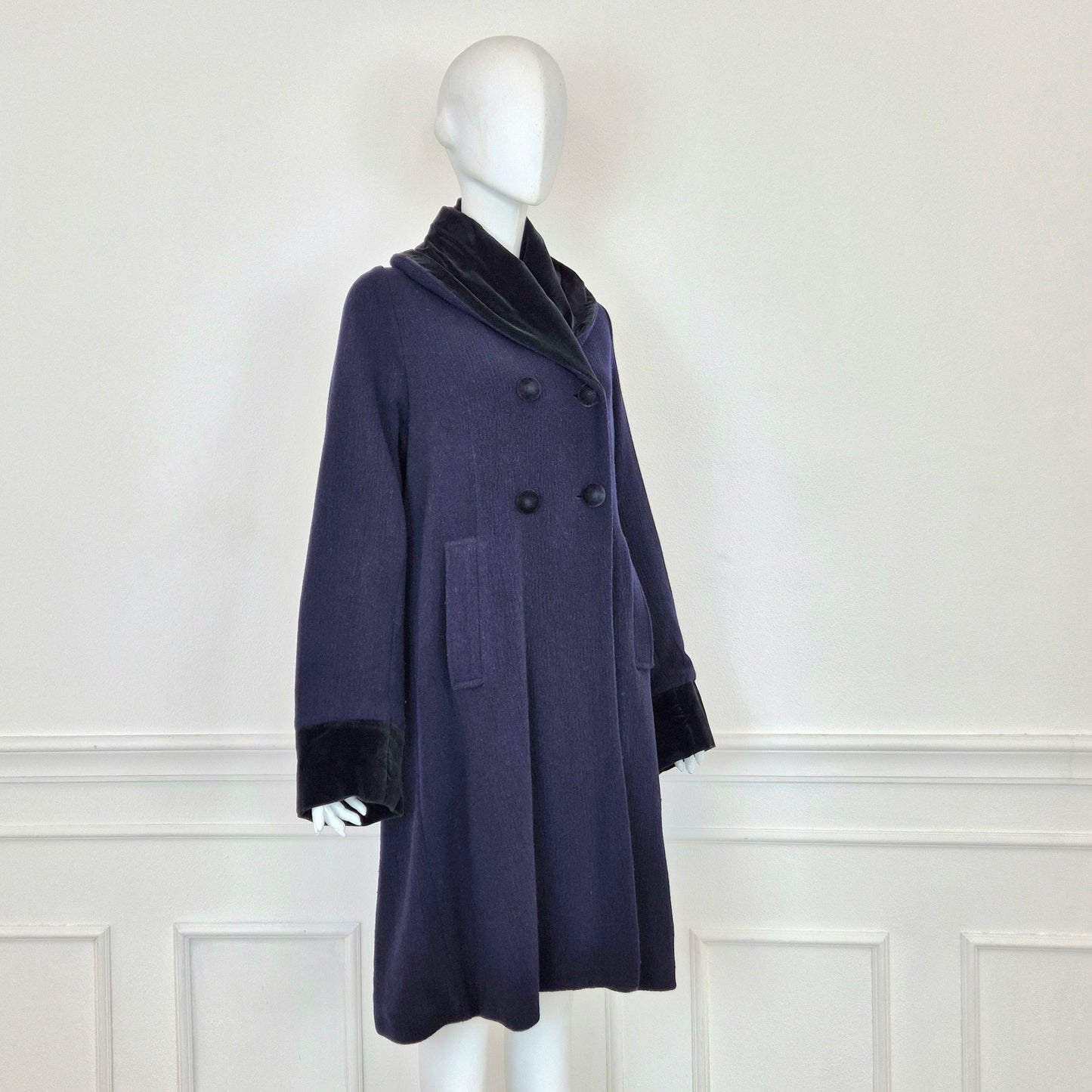 Romeo Gigli | Cappotto blu dettagli velluto