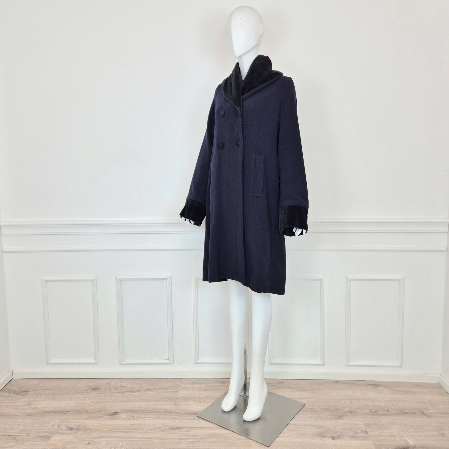 Romeo Gigli | Cappotto blu dettagli velluto