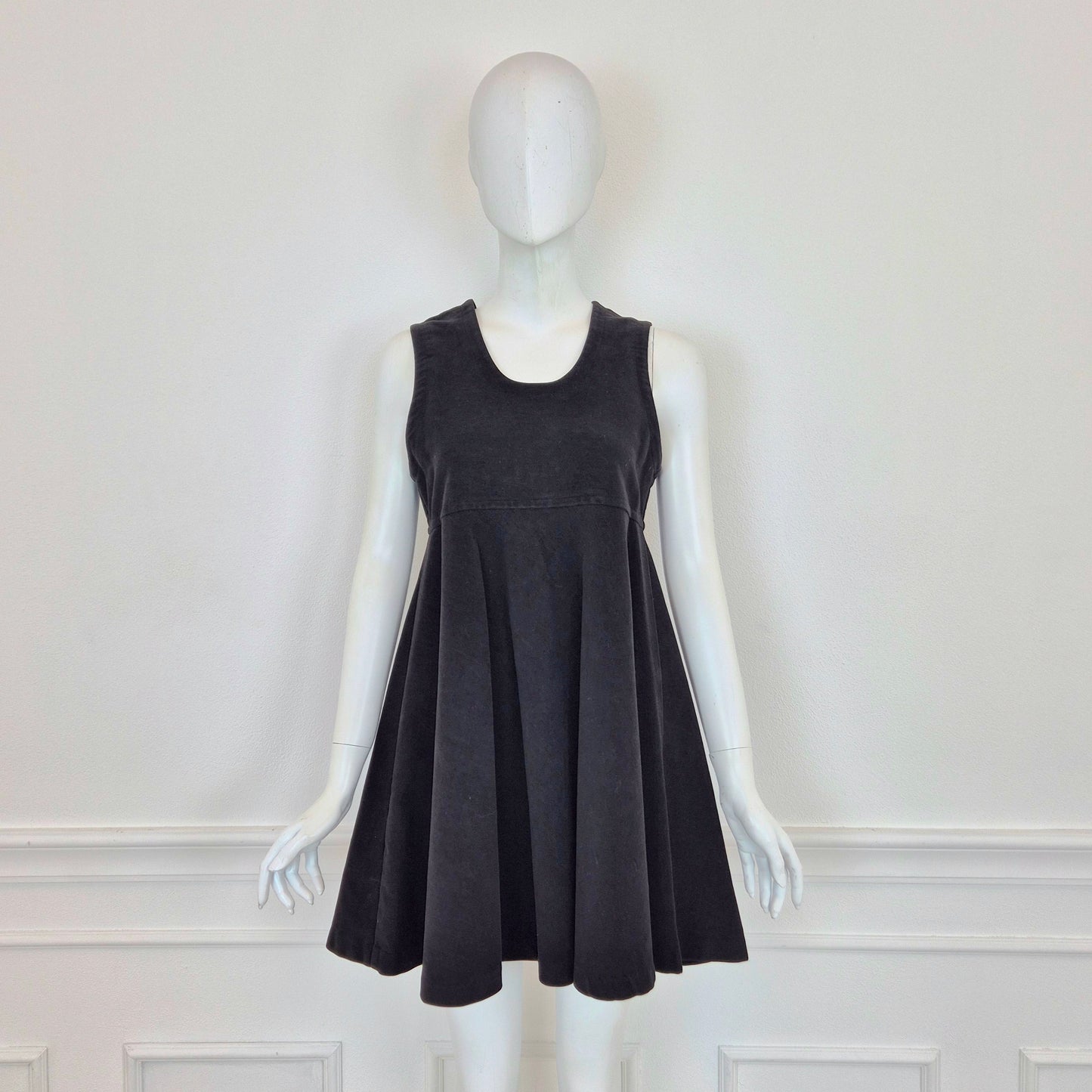 Romeo Gigli | Abito scamiciato velluto nero con bottoni sul retro