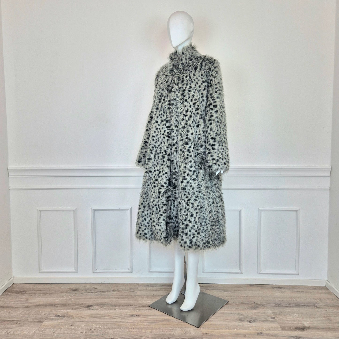 Too cool for fur | Ecopelliccia lunga animalier grigio