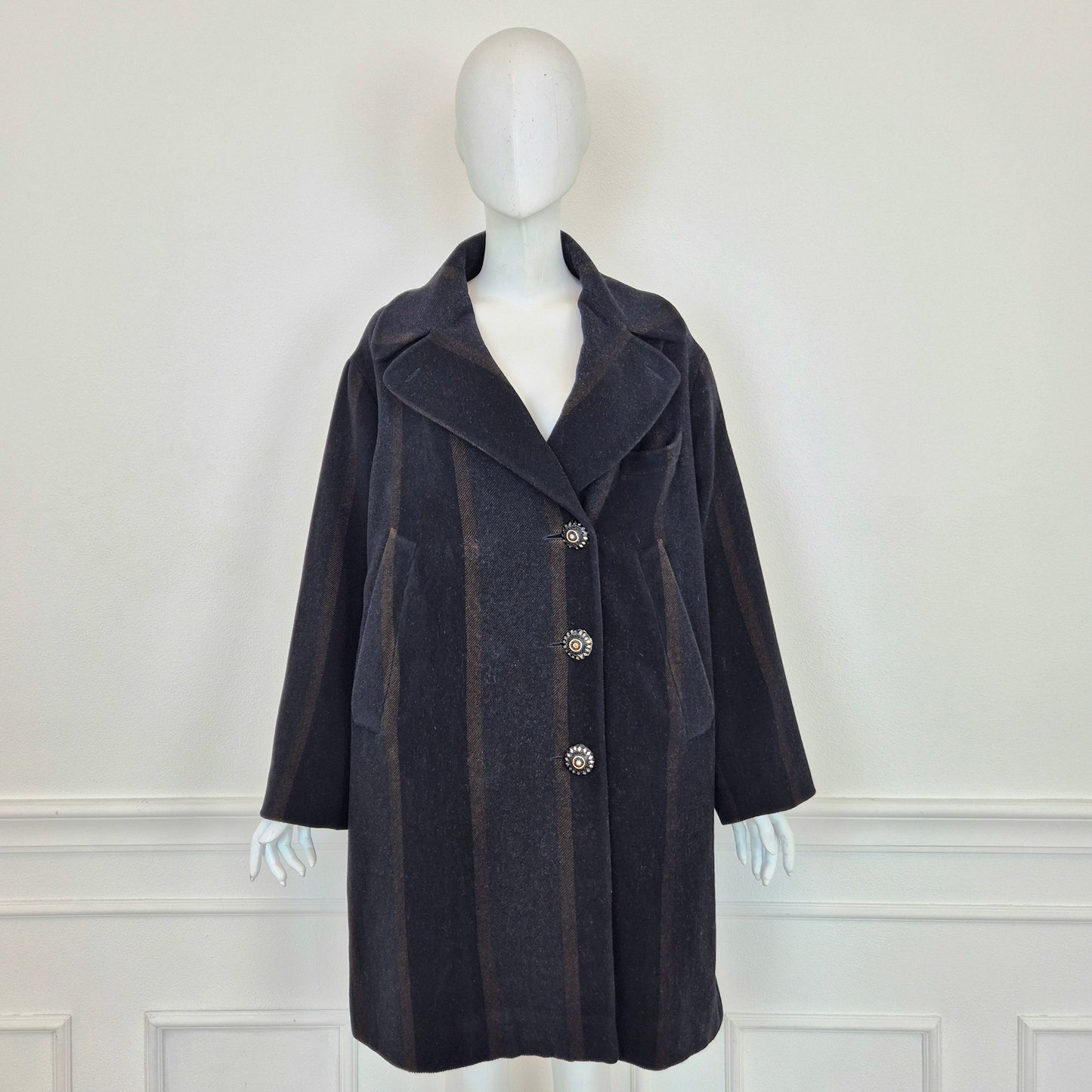 Romeo Gigli | Cappotto bottoni gioiello 1994