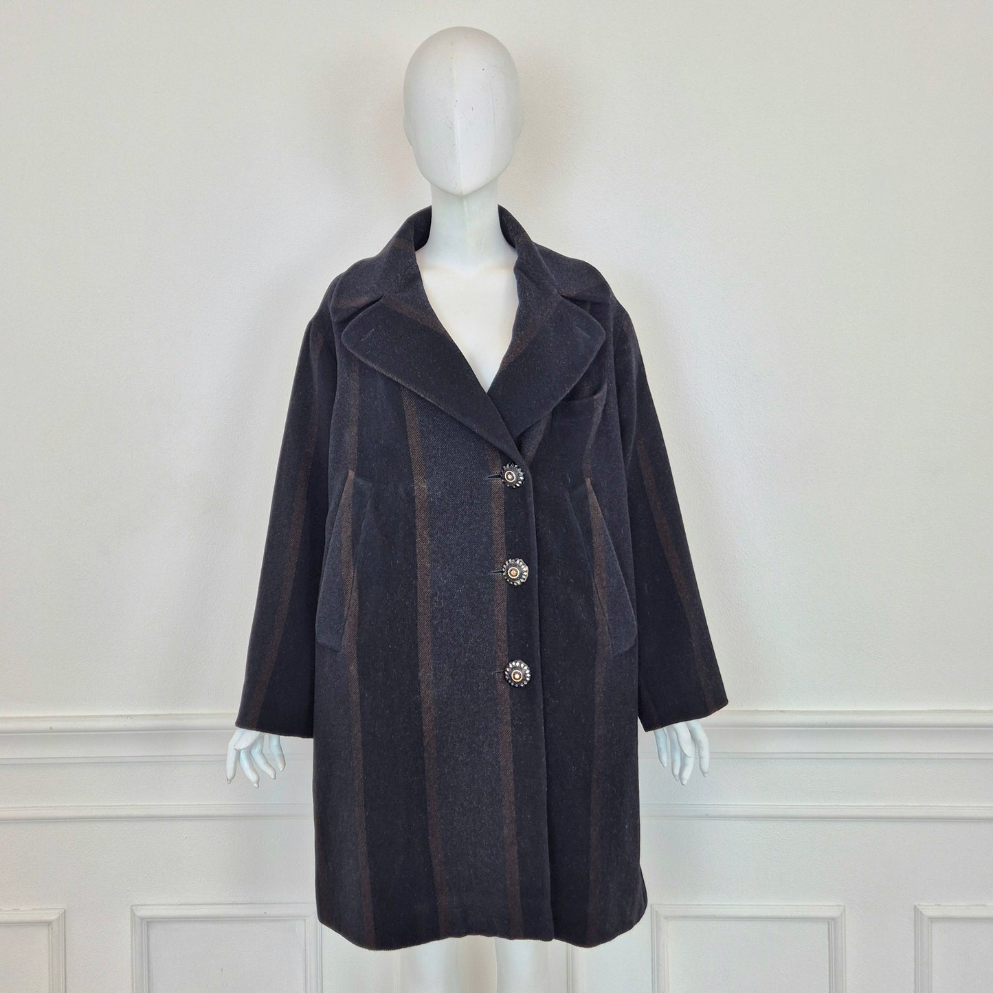 Romeo Gigli | Cappotto bottoni gioiello 1994