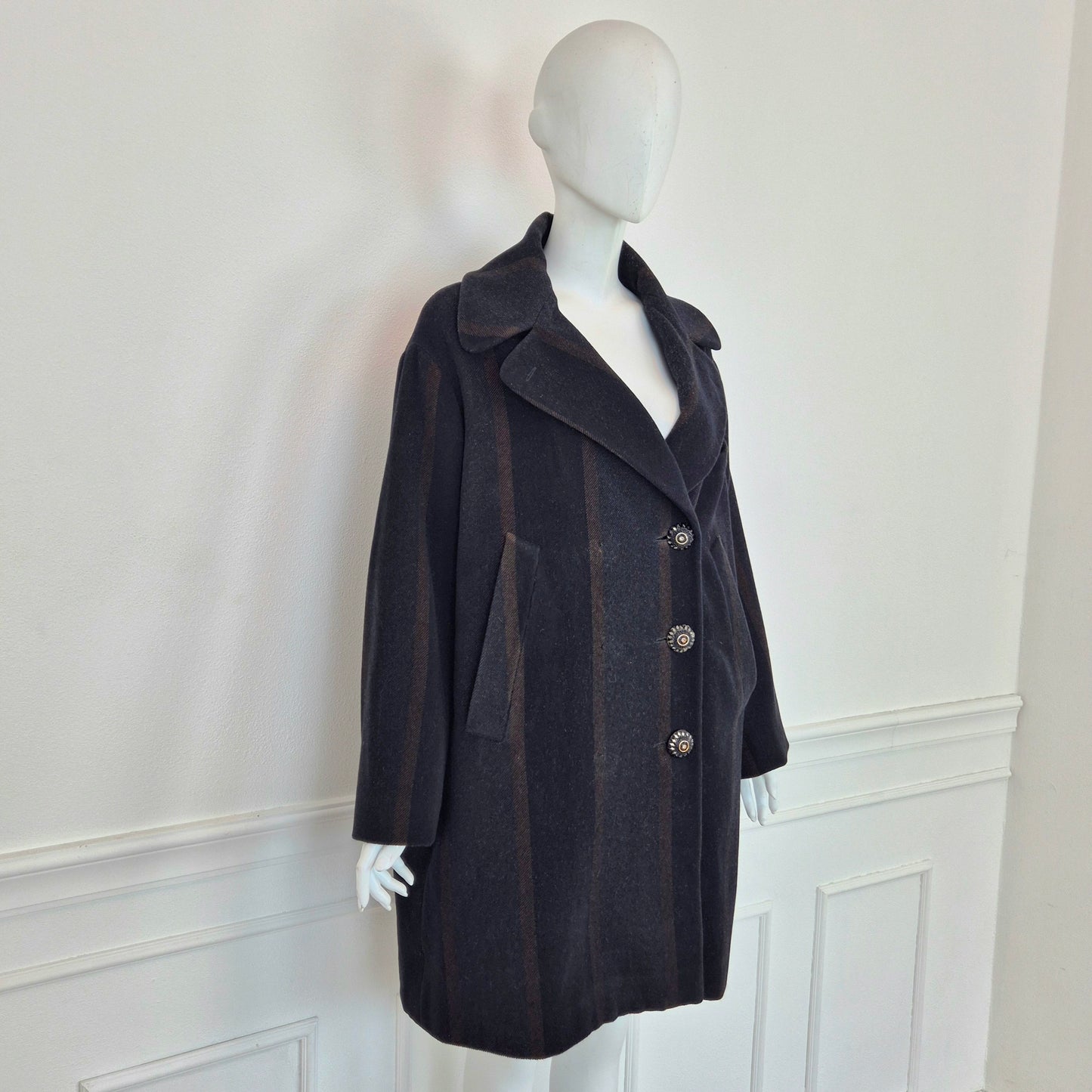 Romeo Gigli | Cappotto bottoni gioiello 1994