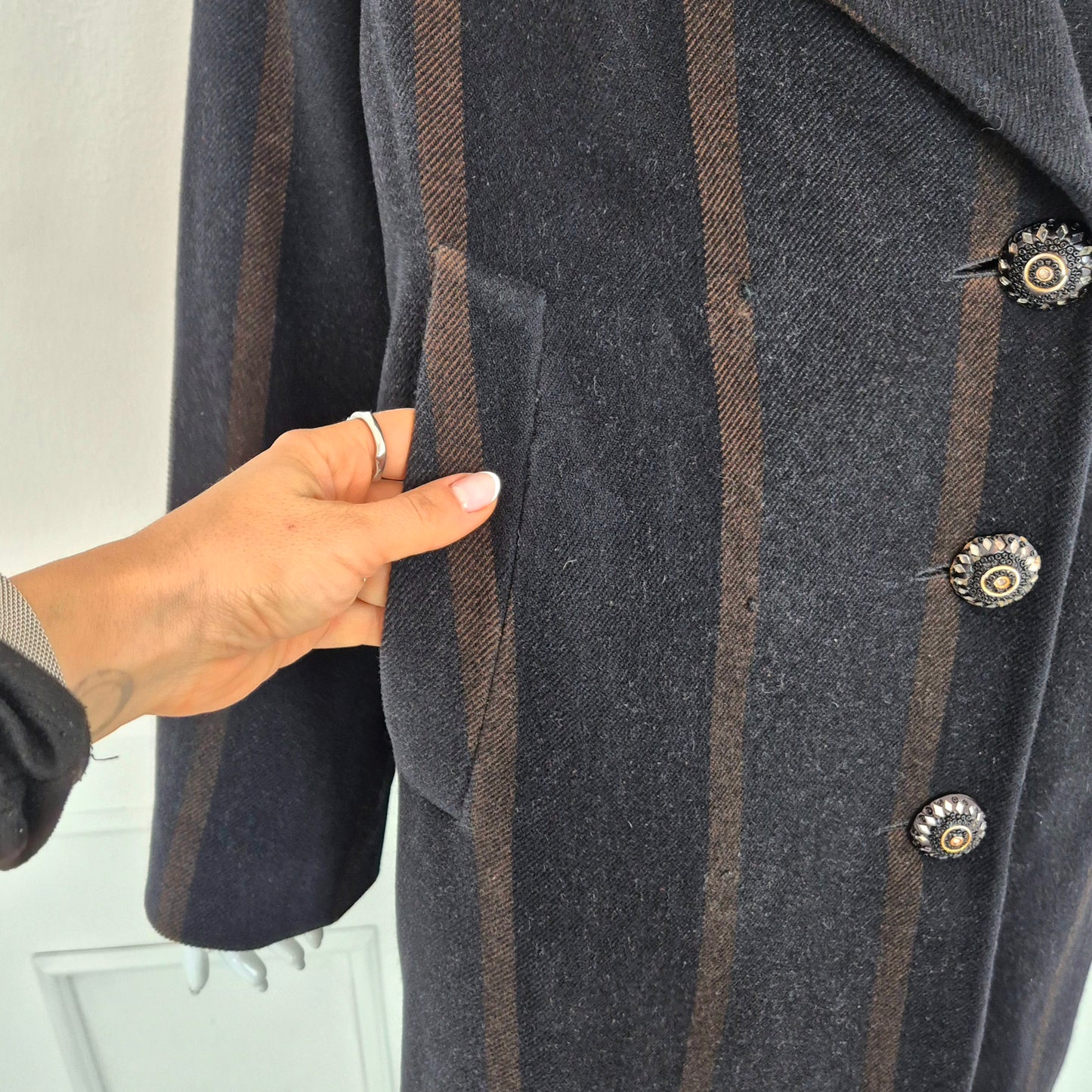 Romeo Gigli | Cappotto bottoni gioiello 1994