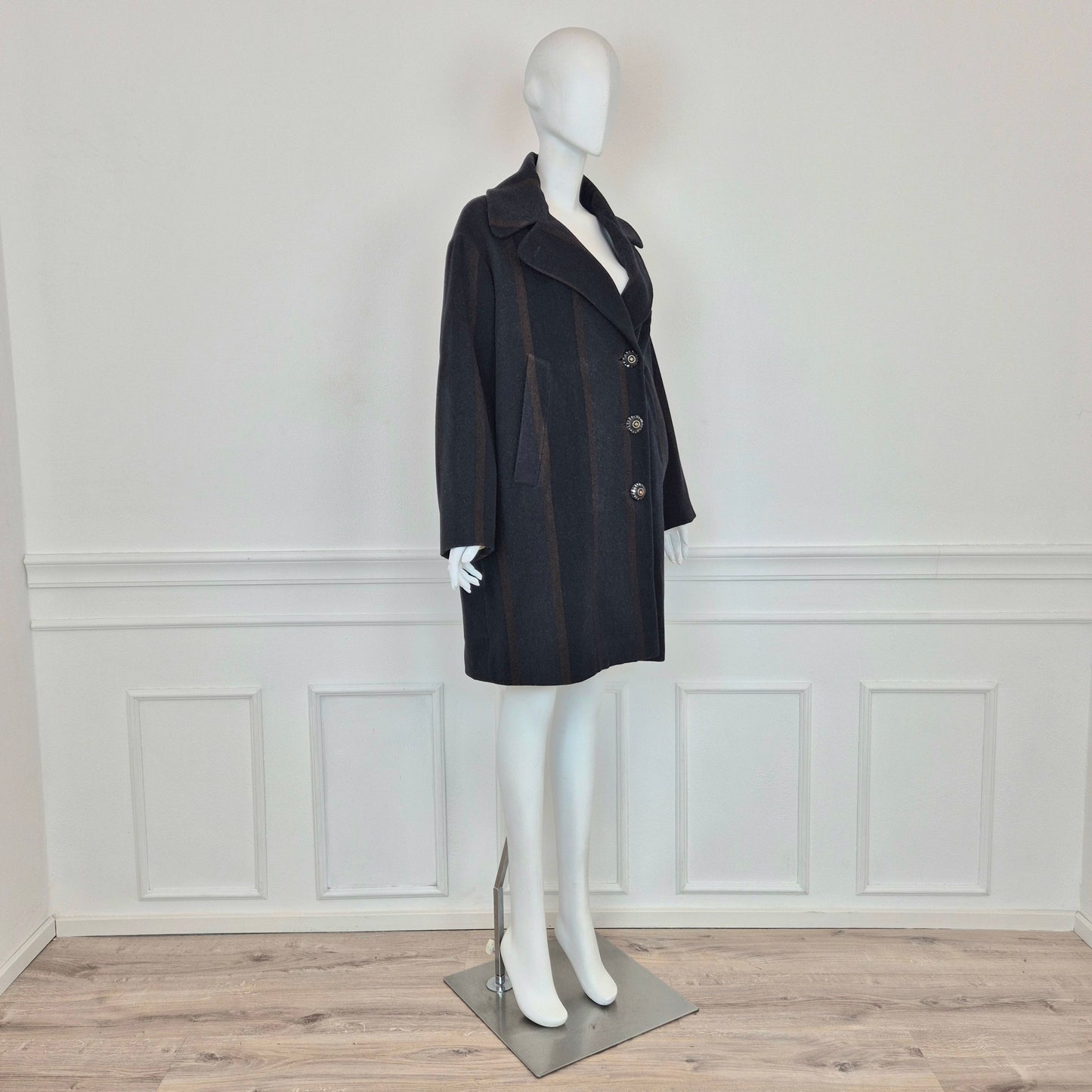 Romeo Gigli | Cappotto bottoni gioiello 1994