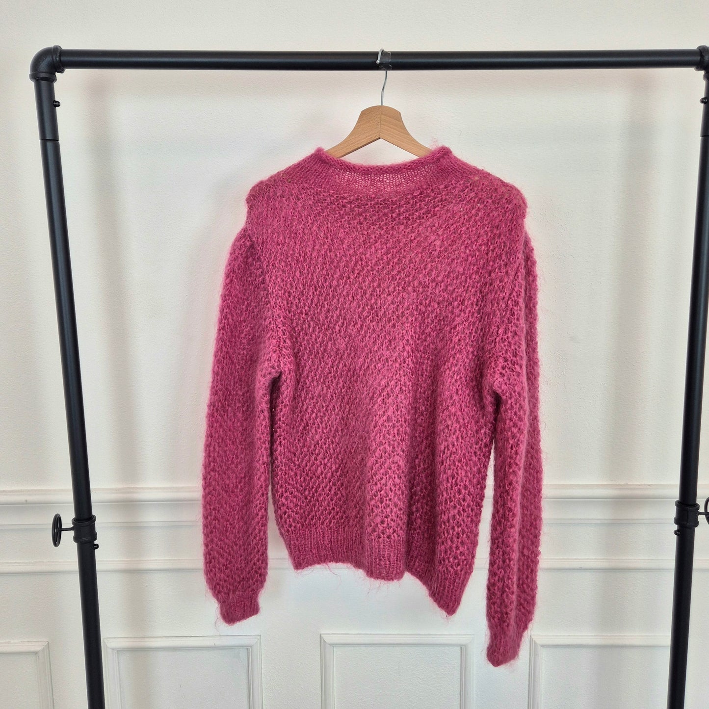 Maglione vintage rosa con filo lurex oro