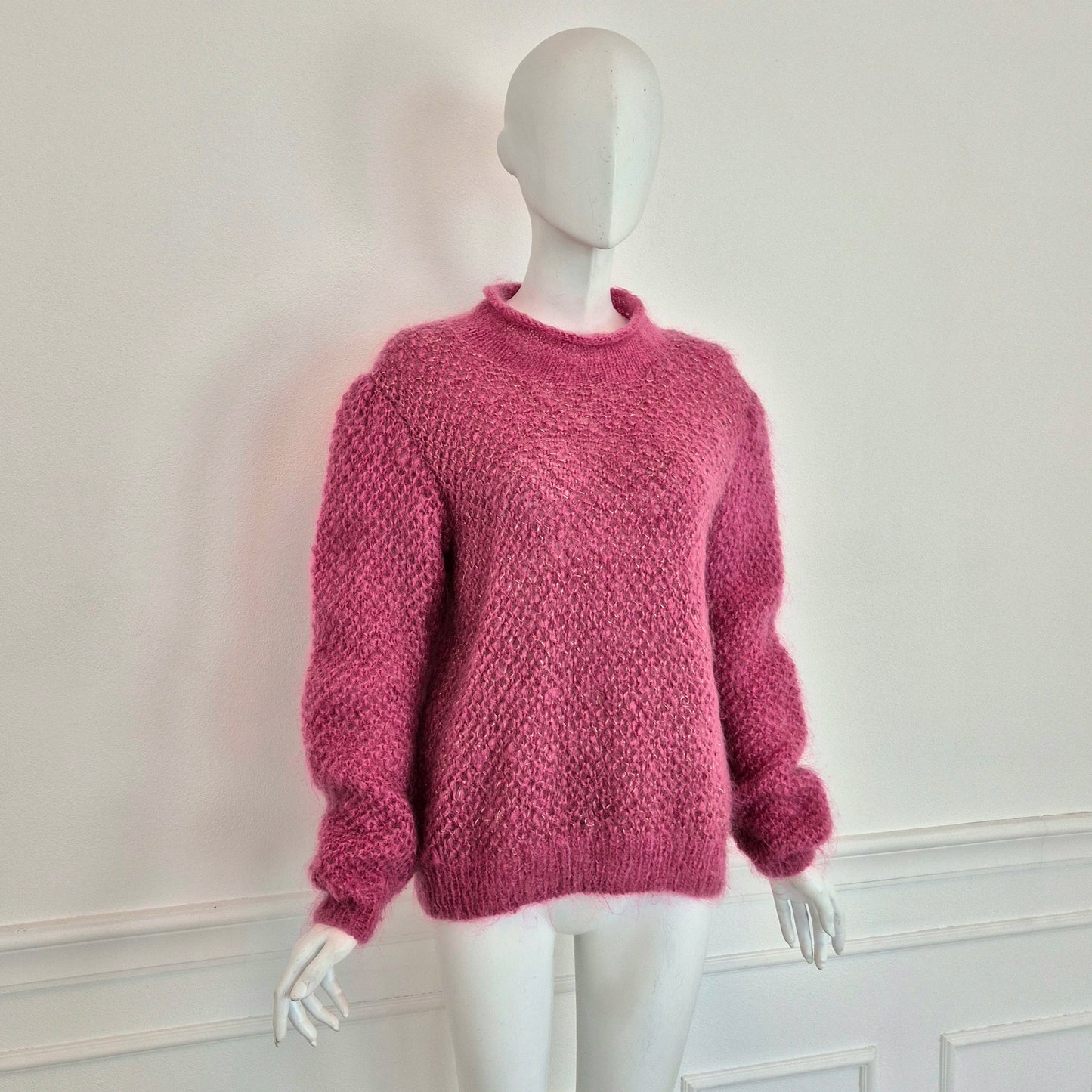 Maglione vintage rosa con filo lurex oro