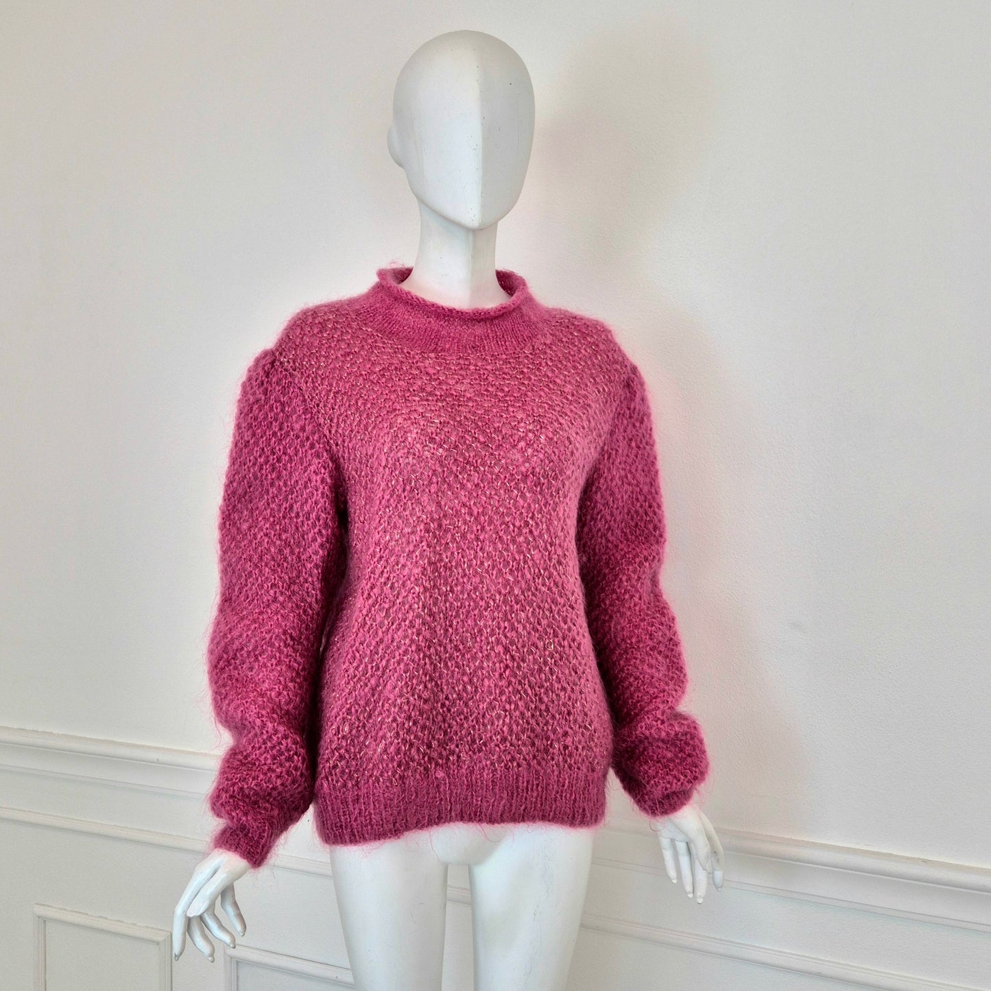 Maglione vintage rosa con filo lurex oro