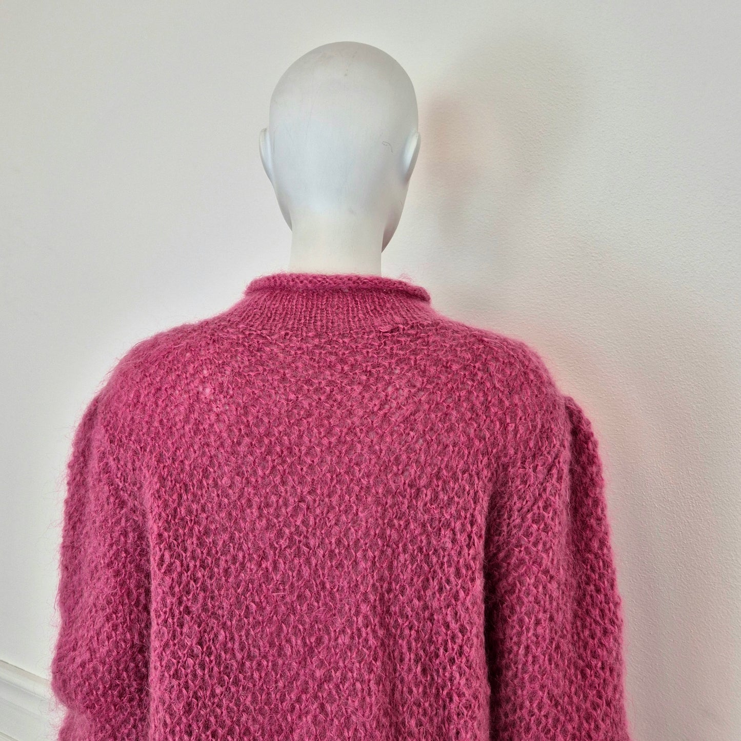 Maglione vintage rosa con filo lurex oro