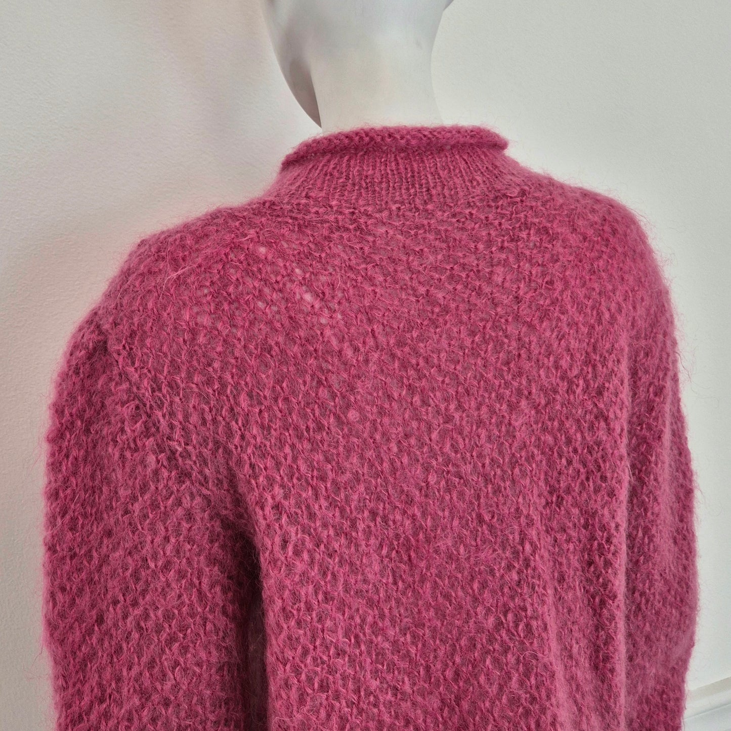 Maglione vintage rosa con filo lurex oro