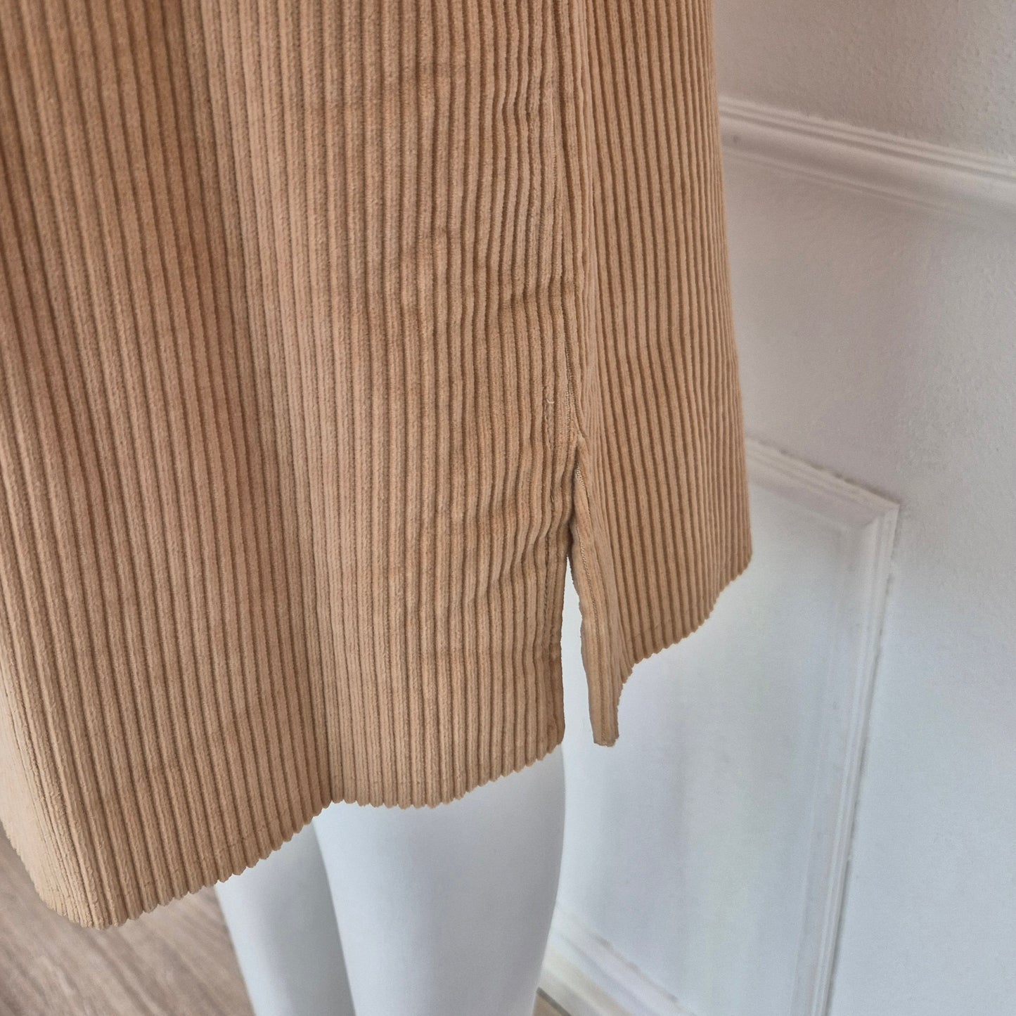 Courrēges | Gonna in velluto a coste beige