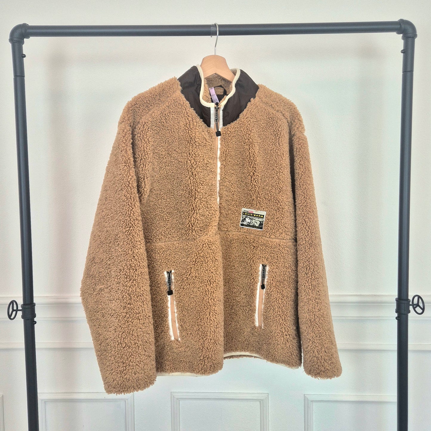 Levi's | Pile beige con zip