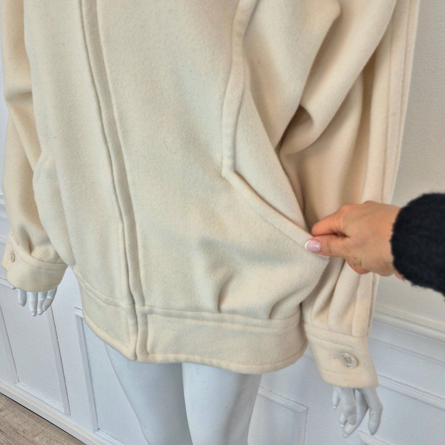 Courrēges | Cappottino vintage bianco panna