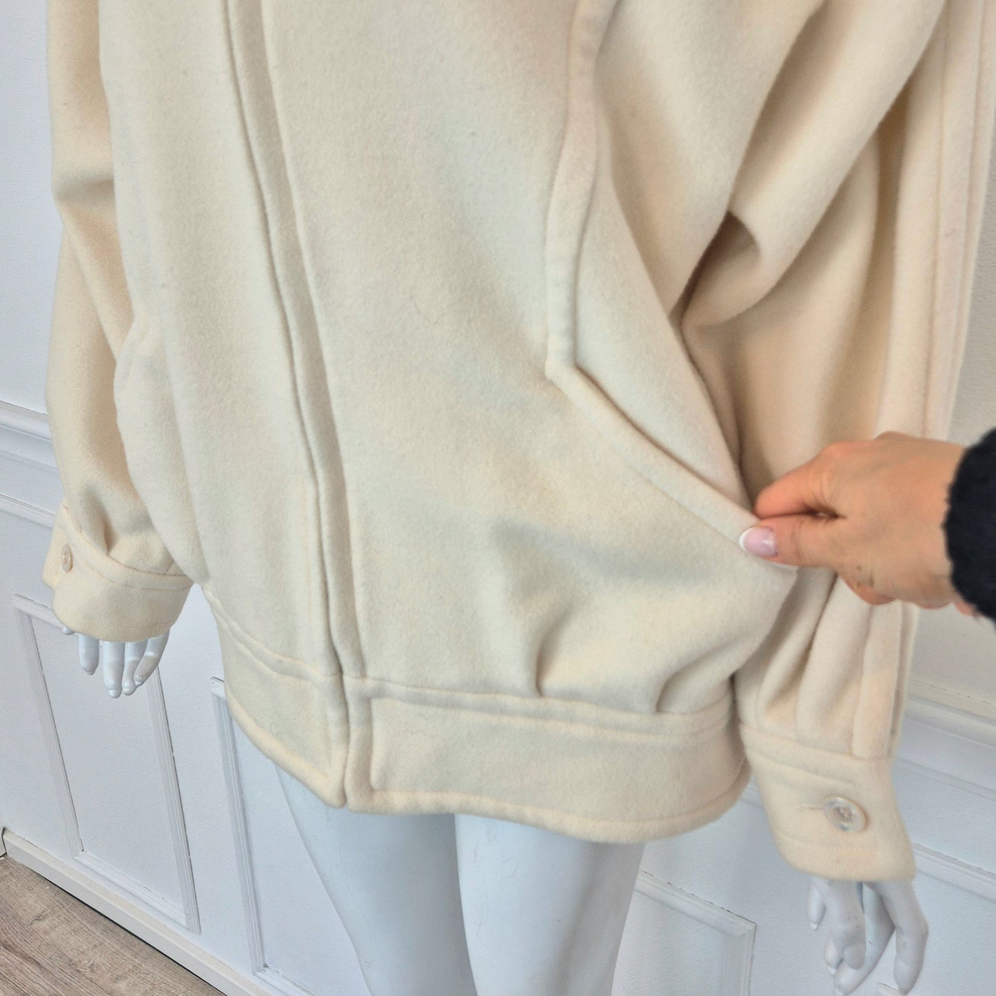 Courrēges | Cappottino vintage bianco panna