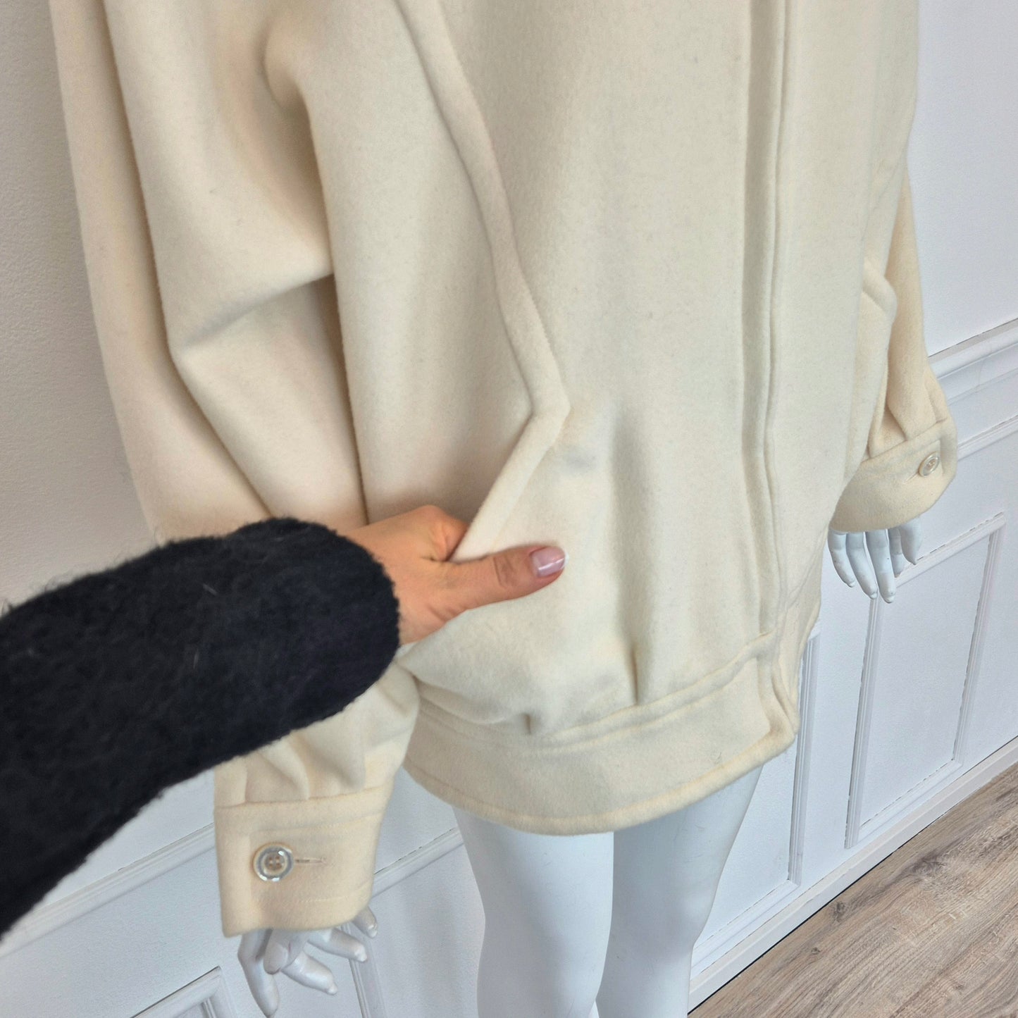 Courrēges | Cappottino vintage bianco panna