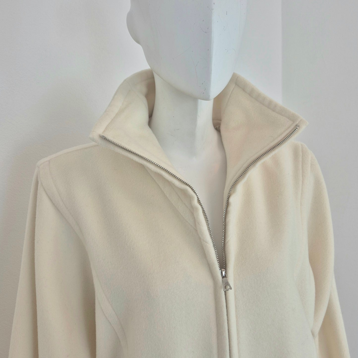 Courrēges | Cappottino vintage bianco panna