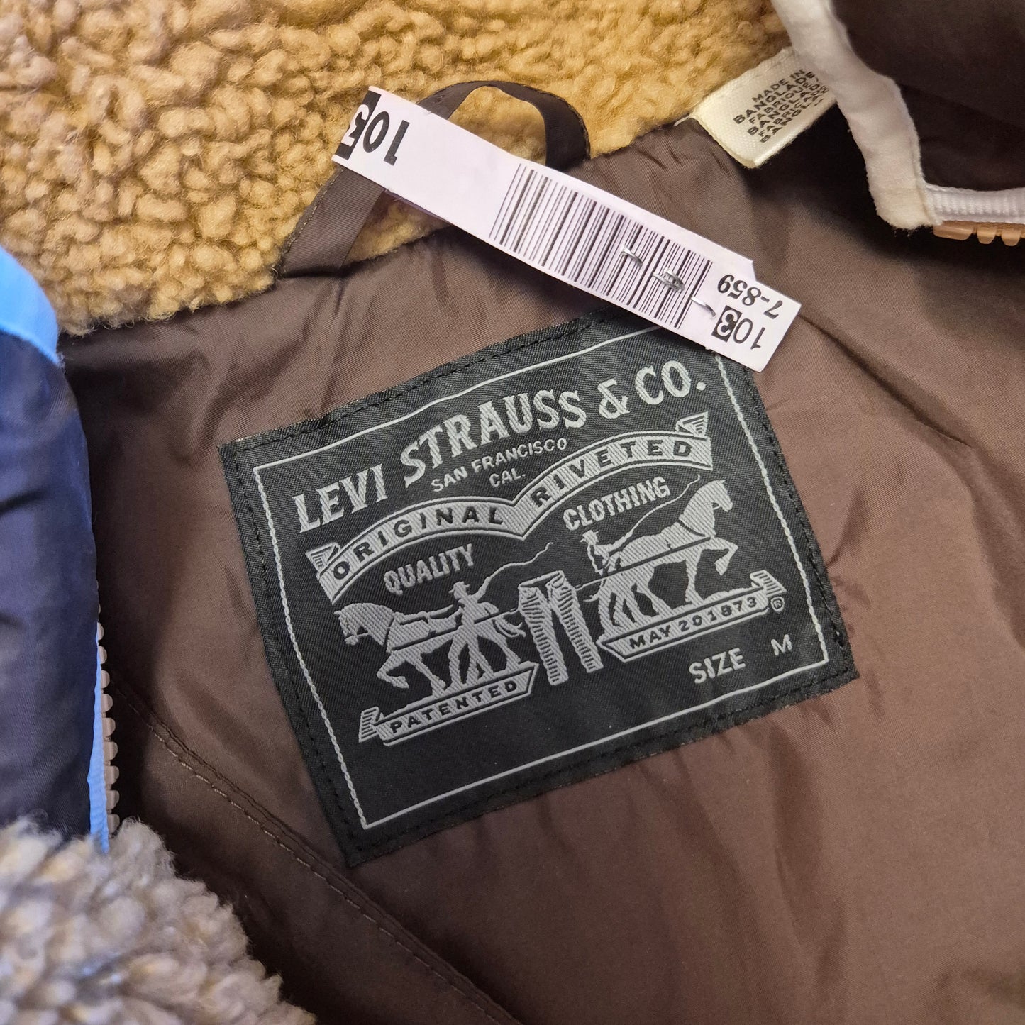 Levi's | Pile beige con zip