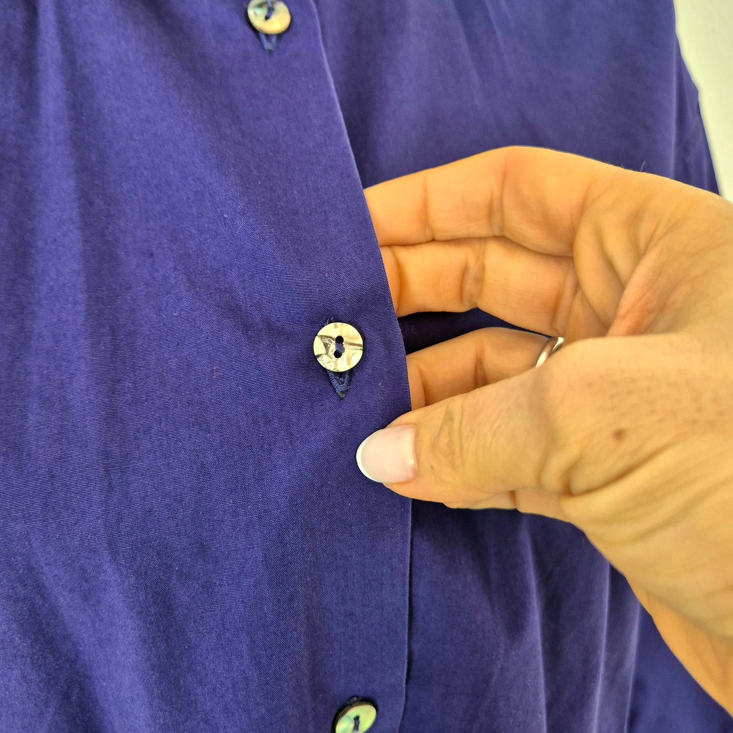 Romeo Gigli | Camicia viola con bottoni madreperla