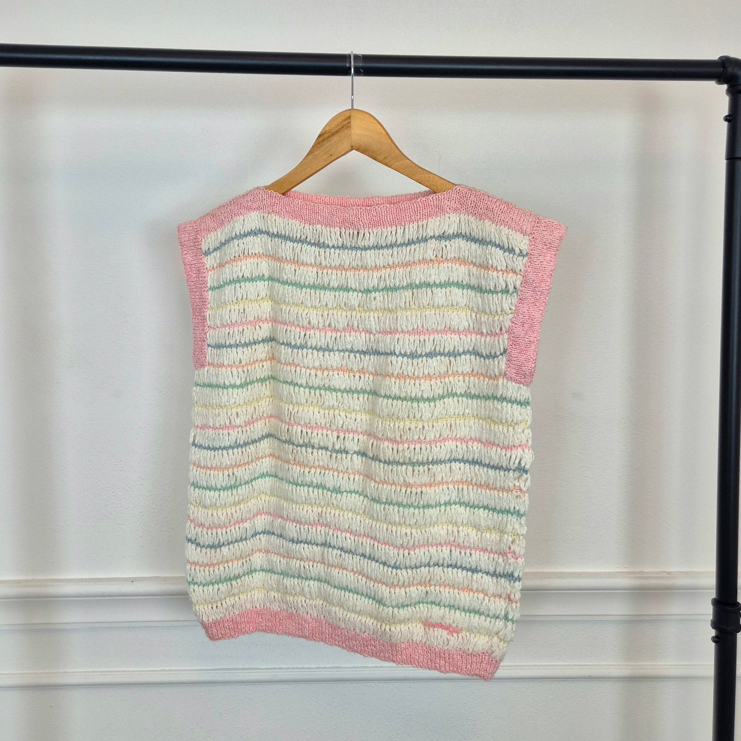 Courrēges | Gilet righe colori pastello