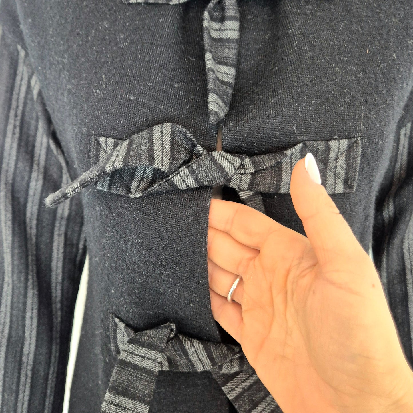 Romeo Gigli | Cappotto lungo con fiocchi e cappuccio