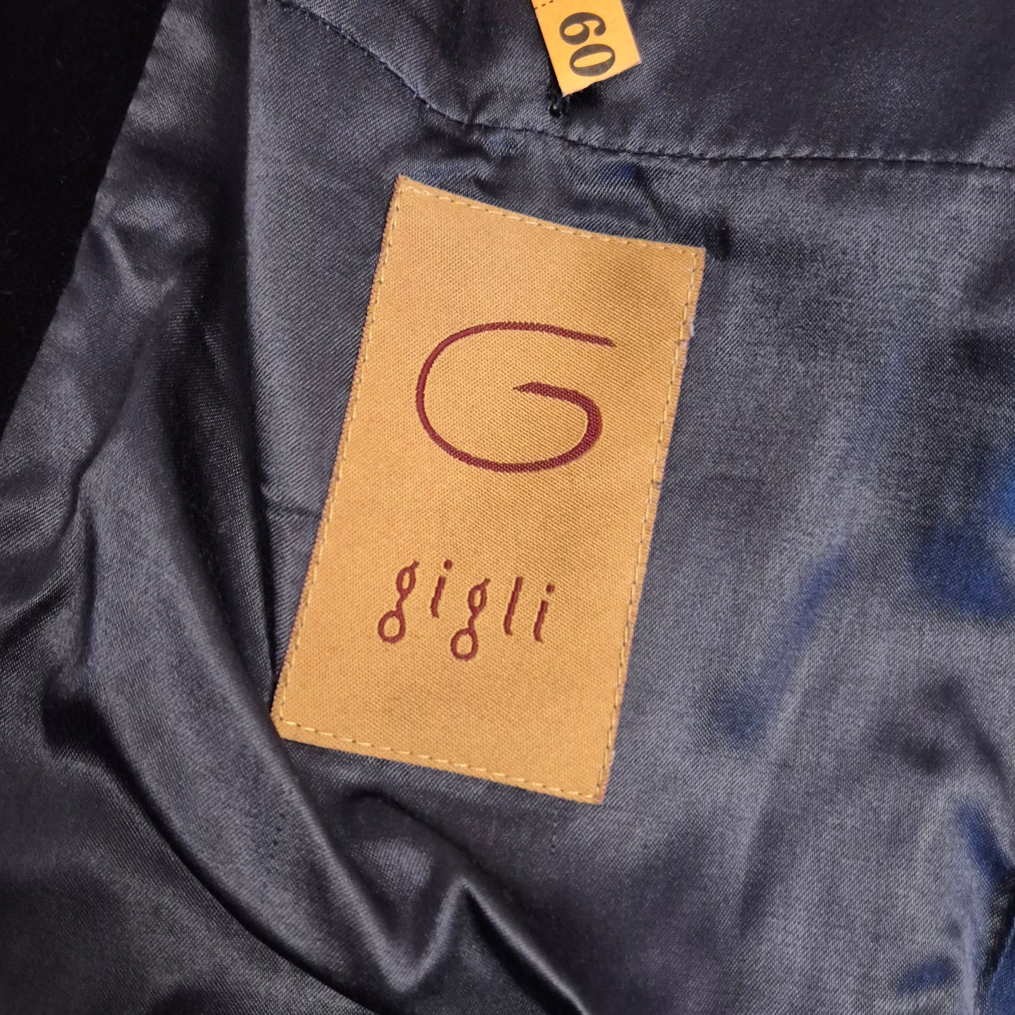 Romeo Gigli | Cappotto blu dettagli velluto