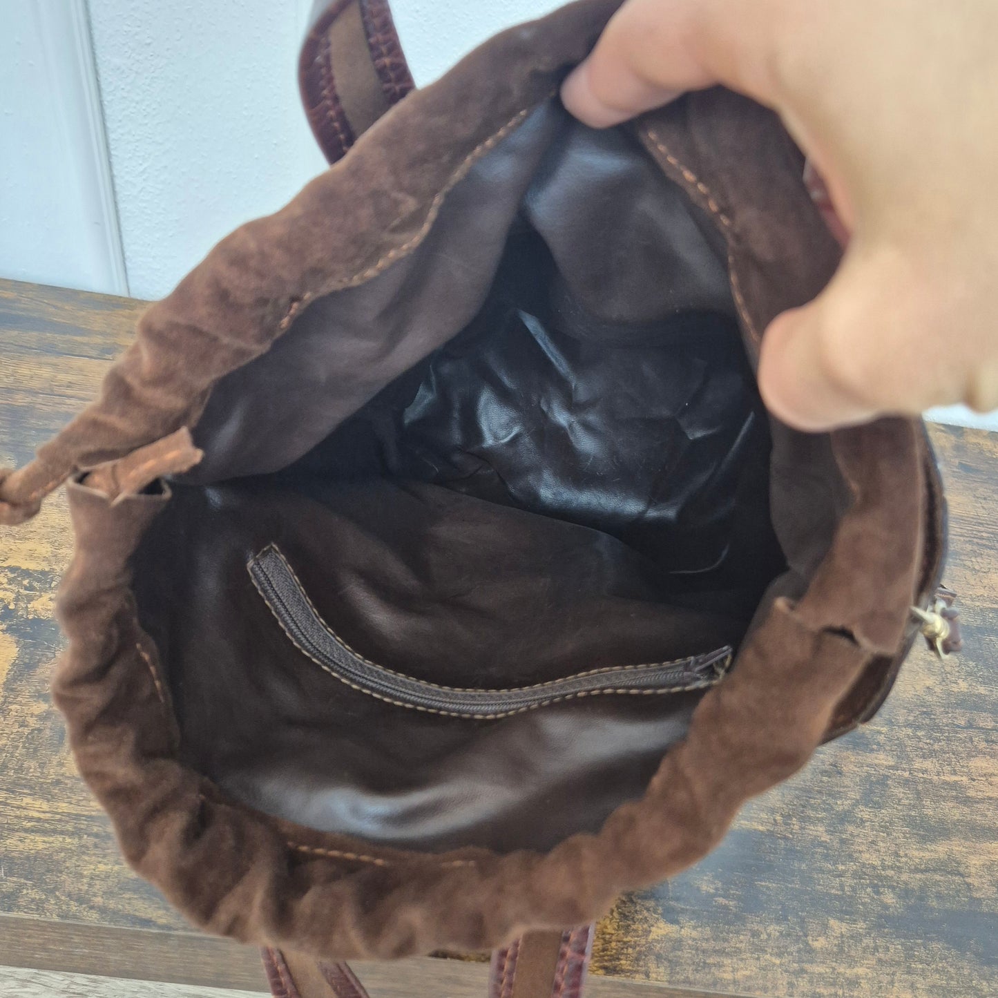 Moschino | Borsa secchiello "Ape regina"