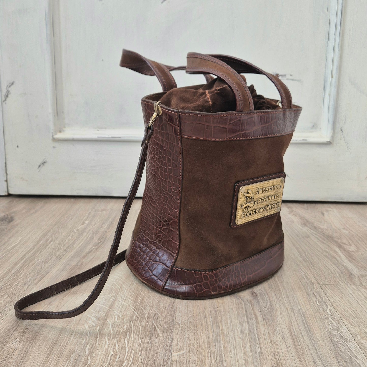 Moschino | Borsa secchiello "Ape regina"