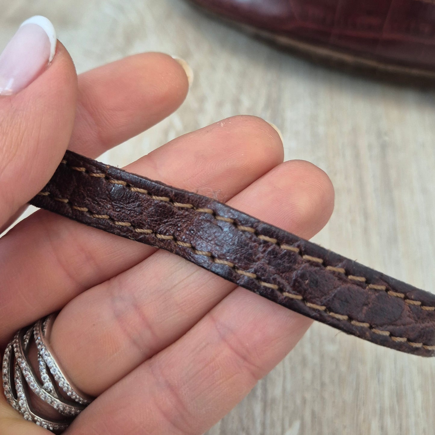 Moschino | Borsa secchiello "Ape regina"