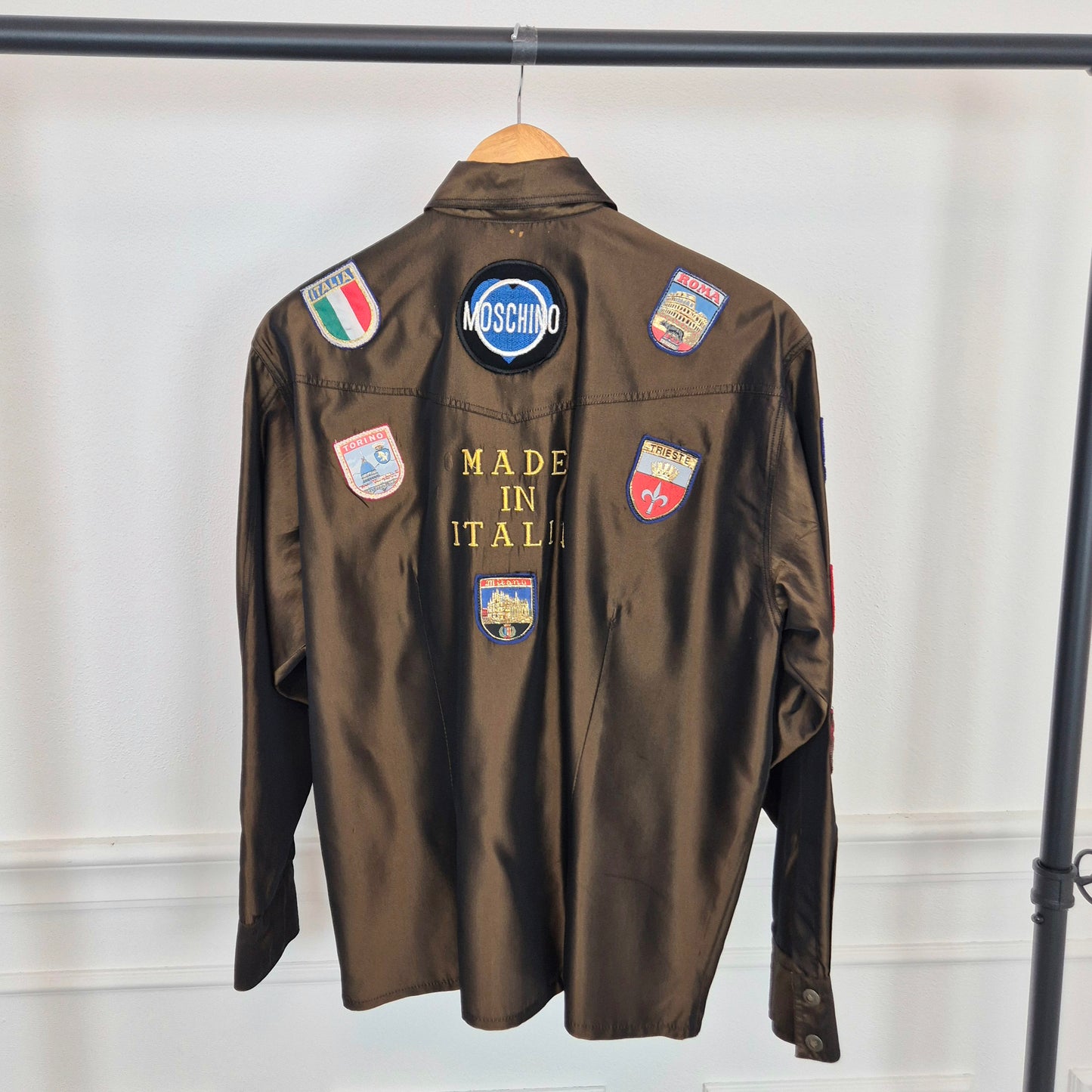 Moschino | Camicia "Made in Italia" con toppe